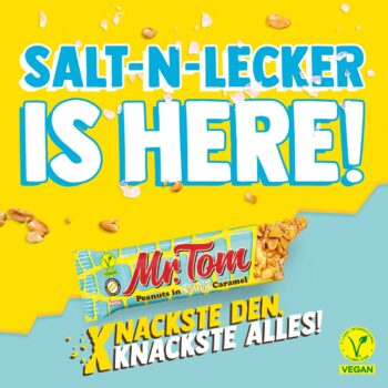 Kampagnenfoto mit einem Mr. Tom Salted Caramel Riegel und der Überschrift: "Salt-n-lecker is here!"