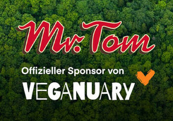 Das Mr. Tom Logo und darunter das offizielle Veganuary Logo. Mr. Tom – offizieller Sponsor von Veganuary.